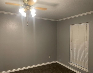 18800 Egret Bay Boulevard - Photo Thumbnail 10