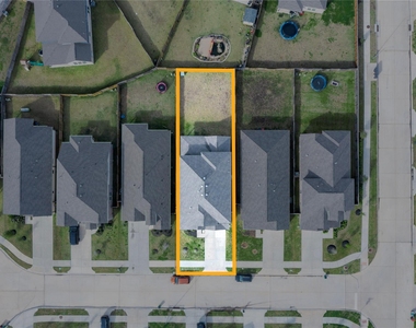 208 Cambria Green Lane - Photo Thumbnail 38