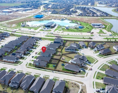 208 Cambria Green Lane - Photo Thumbnail 36