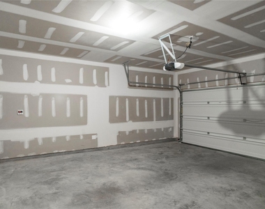 208 Cambria Green Lane - Photo Thumbnail 1