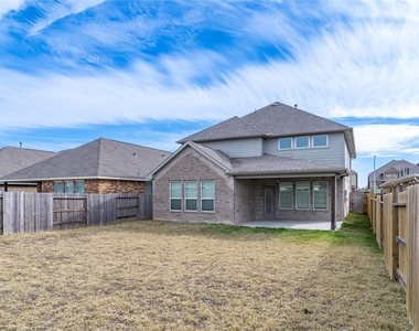 208 Cambria Green Lane - Photo Thumbnail 34