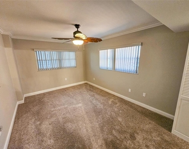 6020 Shore Boulevard S - Photo Thumbnail 22
