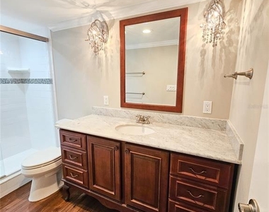 6020 Shore Boulevard S - Photo Thumbnail 25