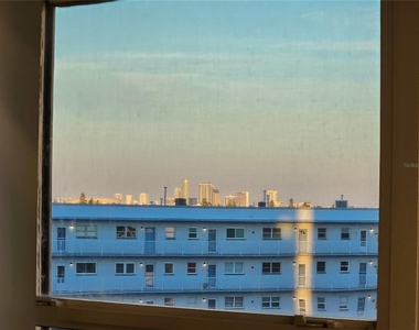 6020 Shore Boulevard S - Photo Thumbnail 9