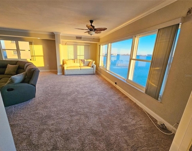 6020 Shore Boulevard S - Photo Thumbnail 15