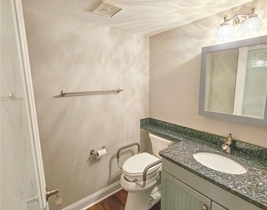 6020 Shore Boulevard S - Photo Thumbnail 27