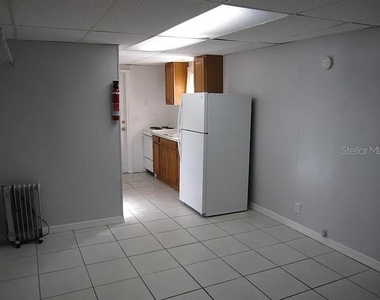 28 N Grosse Avenue - Photo Thumbnail 3