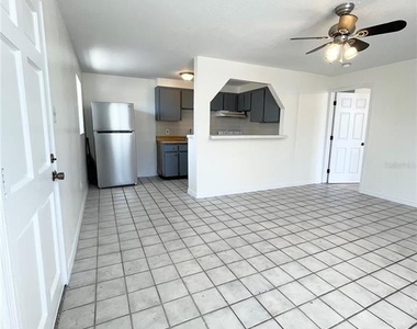 2916 North 16th Street - Photo Thumbnail 2