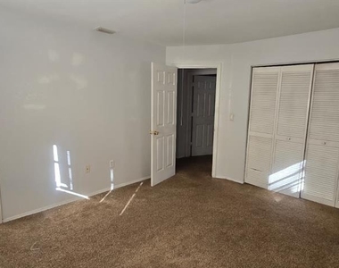 525 Altoona Street Nw - Photo Thumbnail 4