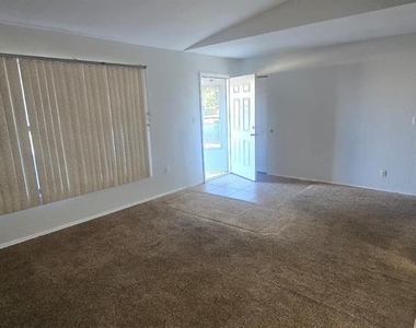525 Altoona Street Nw - Photo Thumbnail 10
