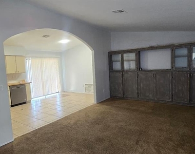 525 Altoona Street Nw - Photo Thumbnail 9