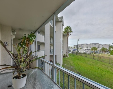 5567 Sea Forest Drive - Photo Thumbnail 21