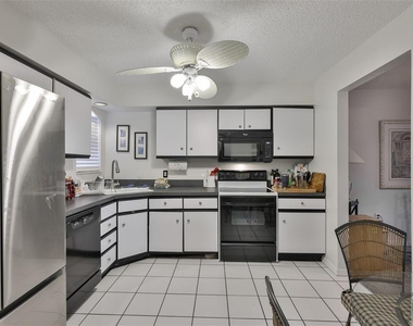5567 Sea Forest Drive - Photo Thumbnail 14