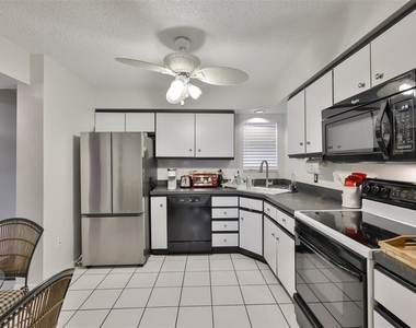 5567 Sea Forest Drive - Photo Thumbnail 15