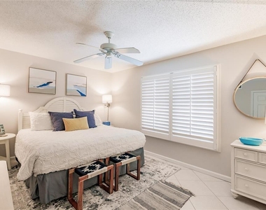 6018 W Peppertree Way - Photo Thumbnail 20
