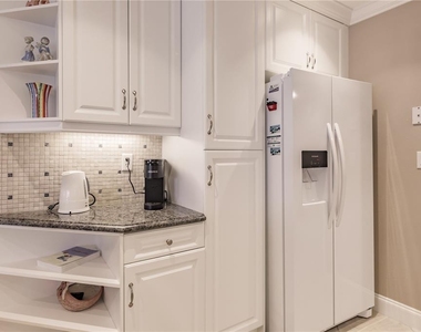 6052 W Peppertree Way - Photo Thumbnail 15