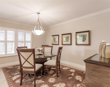 6052 W Peppertree Way - Photo Thumbnail 12