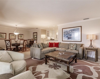 6052 W Peppertree Way - Photo Thumbnail 3