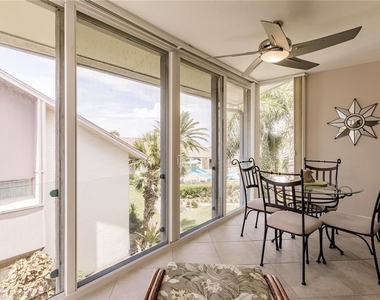 6052 W Peppertree Way - Photo Thumbnail 7