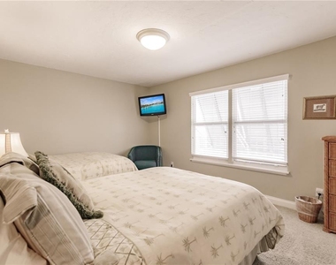 6052 W Peppertree Way - Photo Thumbnail 23