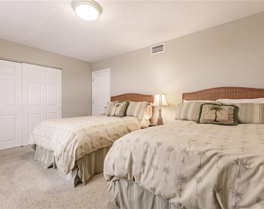 6052 W Peppertree Way - Photo Thumbnail 25