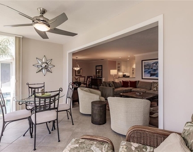 6052 W Peppertree Way - Photo Thumbnail 6