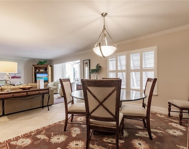 6052 W Peppertree Way - Photo Thumbnail 13