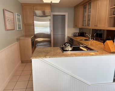 6039 E Peppertree Way - Photo Thumbnail 12