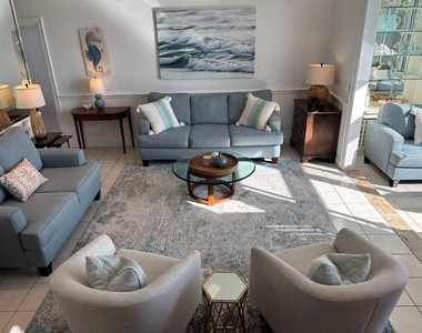 6039 E Peppertree Way - Photo Thumbnail 5