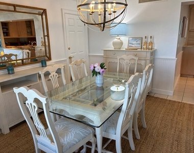 6039 E Peppertree Way - Photo Thumbnail 10