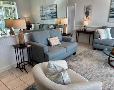 6039 E Peppertree Way - Photo Thumbnail 7