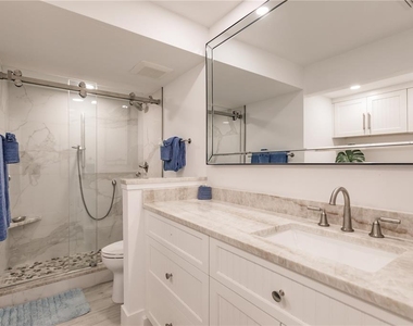 6042 W Peppertree Way - Photo Thumbnail 23