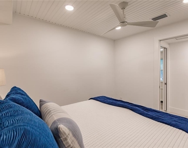 6042 W Peppertree Way - Photo Thumbnail 22