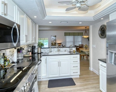 6047 E Peppertree Way - Photo Thumbnail 18