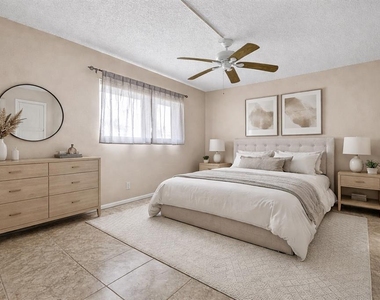 1750 Harbor Place S - Photo Thumbnail 2