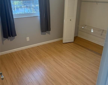 5784 Bay Pines Lakes Boulevard - Photo Thumbnail 4
