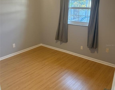 5784 Bay Pines Lakes Boulevard - Photo Thumbnail 3