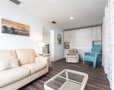 6020 Midnight Pass Road - Photo Thumbnail 6