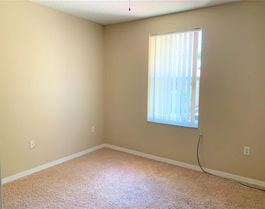 5311 Paradise Cay Circle - Photo Thumbnail 10