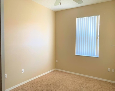 5311 Paradise Cay Circle - Photo Thumbnail 6