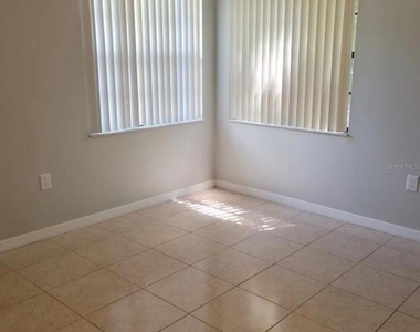 783 Squirrel Court - Photo Thumbnail 5