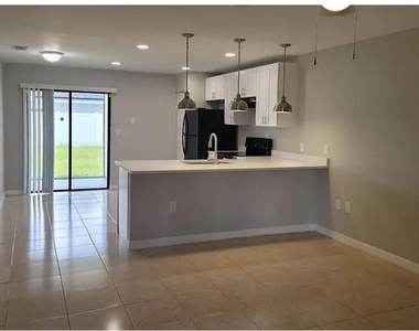 783 Squirrel Court - Photo Thumbnail 2