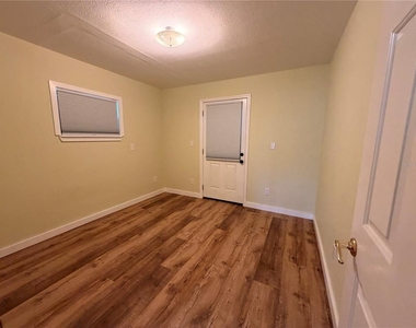 53706 Rivertrace Road - Photo Thumbnail 12