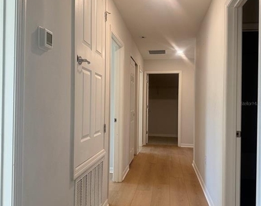 423 Kestrel Drive - Photo Thumbnail 15