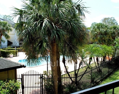 1908 Lake Atriums Circle - Photo Thumbnail 8