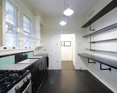 834 E University Avenue - Photo Thumbnail 8