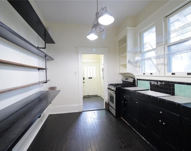 834 E University Avenue - Photo Thumbnail 7