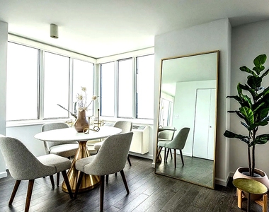 West 42nd Street, New York, NY 10036 - Photo Thumbnail 2