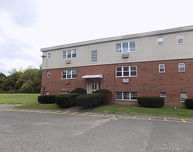 74 Belair Drive - Photo Thumbnail 2