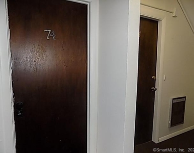 74 Belair Drive - Photo Thumbnail 10